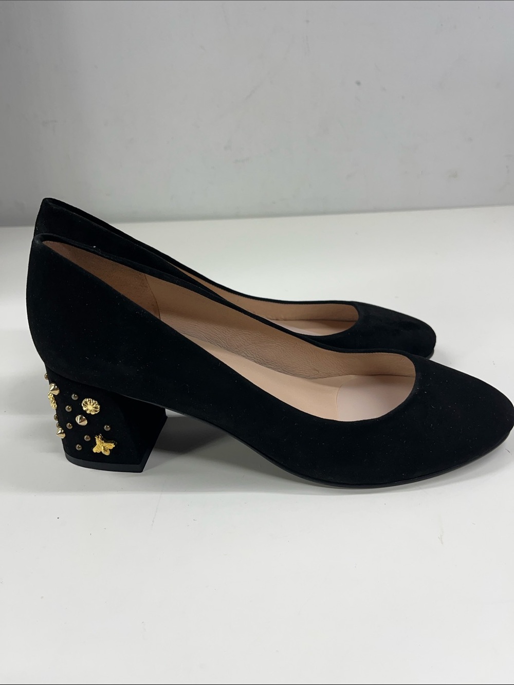 New French Sole Empress Suede Pumps in Black Size 7.5
